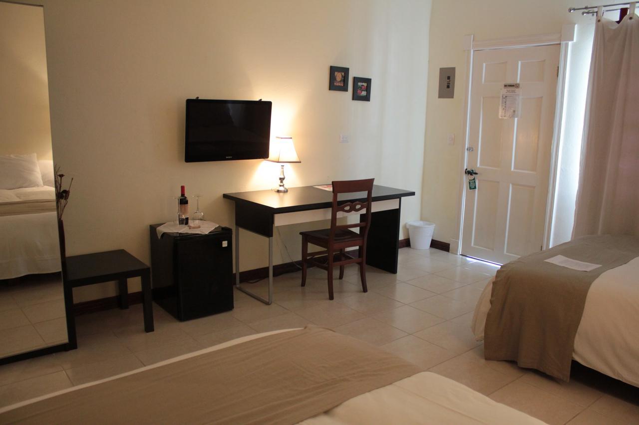 Hotel Luisiana San José Esterno foto