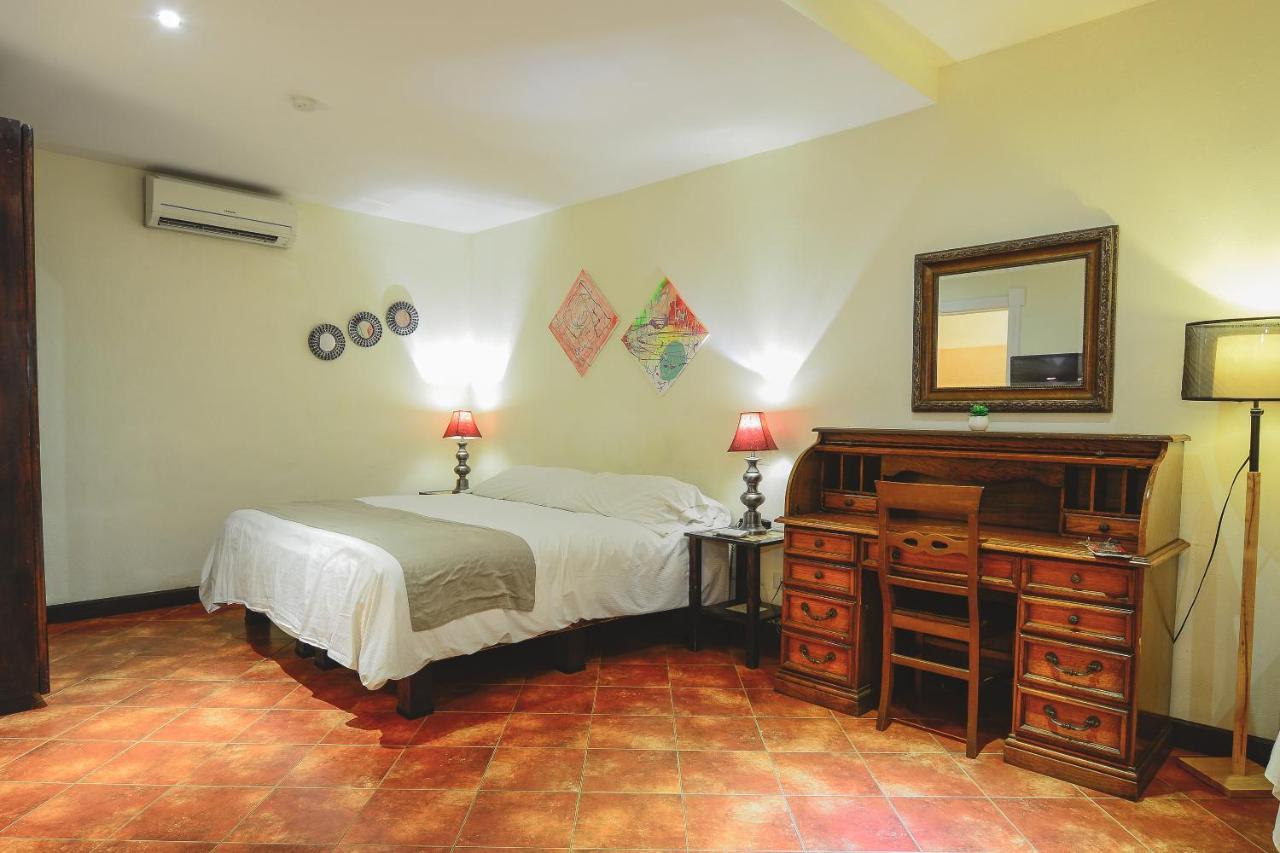 Hotel Luisiana San José Esterno foto