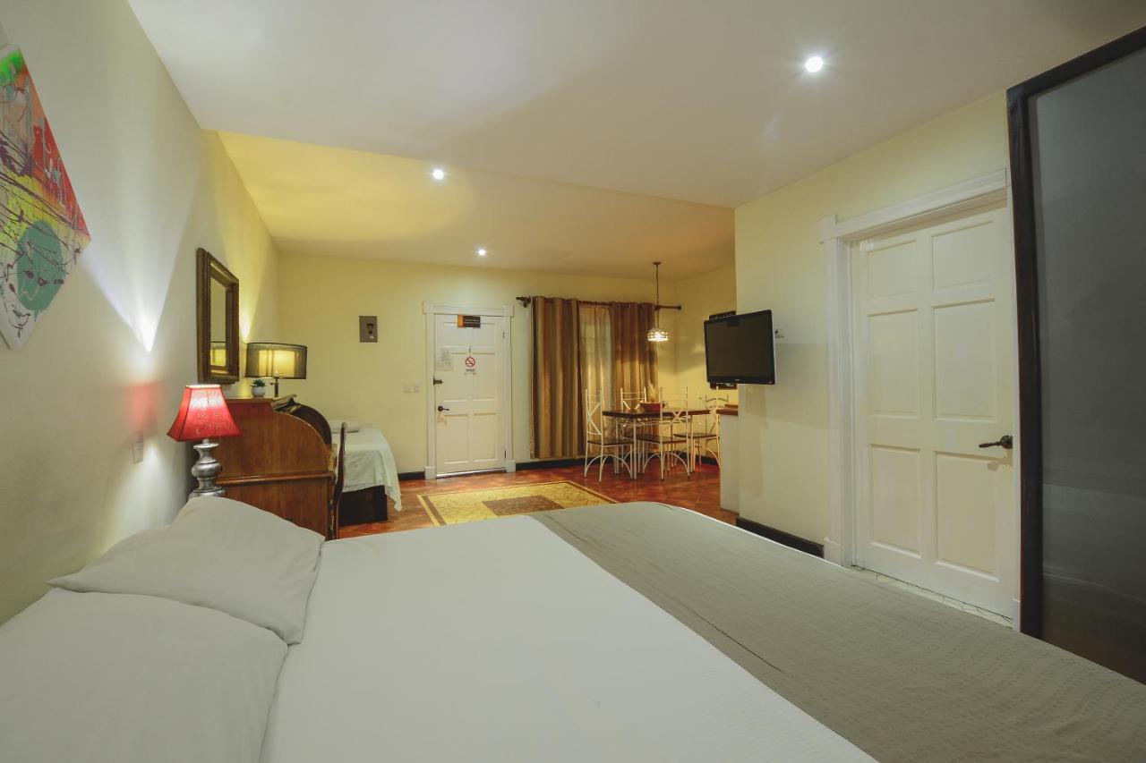 Hotel Luisiana San José Esterno foto