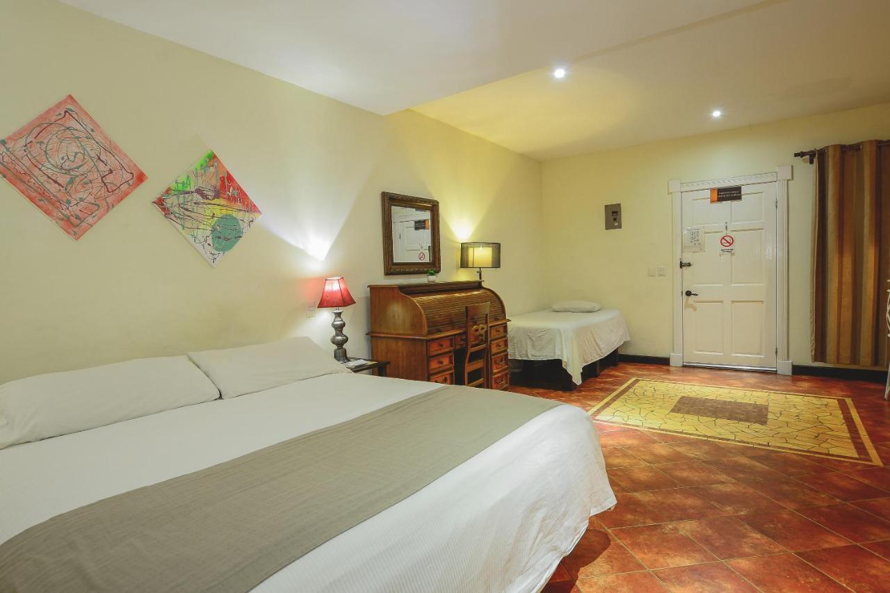 Hotel Luisiana San José Esterno foto