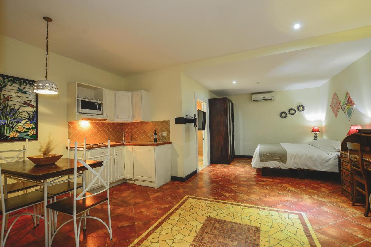 Hotel Luisiana San José Esterno foto
