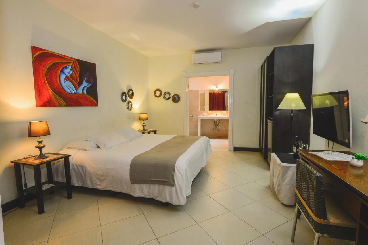 Hotel Luisiana San José Esterno foto
